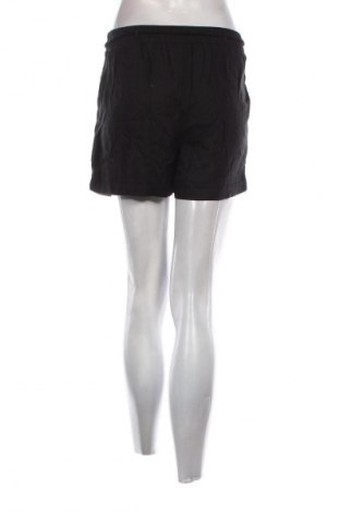 Pantaloni scurți de femei Pimkie, Mărime S, Culoare Negru, Preț 55,99 Lei