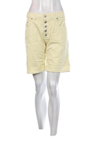 Pantaloni scurți de femei Please, Mărime M, Culoare Galben, Preț 156,99 Lei