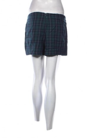 Damen Shorts Pull&Bear, Größe M, Farbe Mehrfarbig, Preis € 9,71