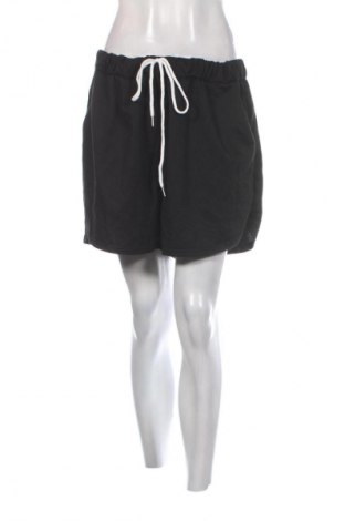Damskie szorty SHEIN, Rozmiar 3XL, Kolor Czarny, Cena 62,99 zł