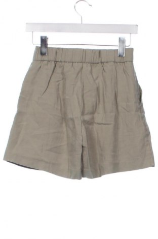 Pantaloni scurți de femei Stradivarius, Mărime XS, Culoare Verde, Preț 48,00 Lei
