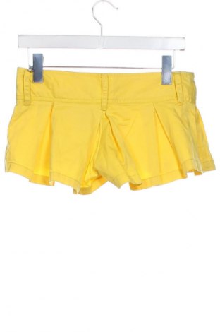 Damen Shorts Zara, Größe S, Farbe Gelb, Preis 10,14 €