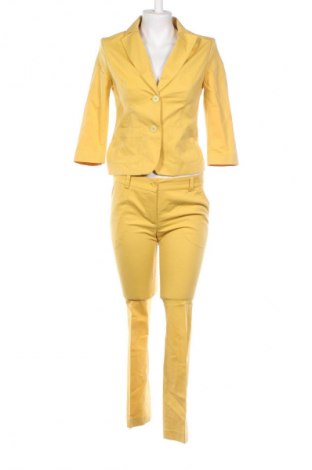 Costum de femei Daphne, Mărime S, Culoare Galben, Preț 487,82 Lei