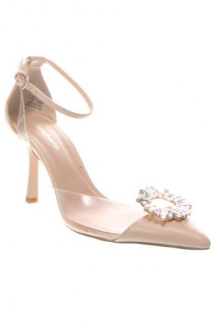 Damenschuhe Stradivarius, Größe 39, Farbe Ecru, Preis 19,78 €