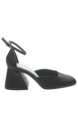 Încălțăminte de damă Zara, Mărime 38, Culoare Negru, Preț 73,79 Lei