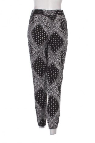 Damenhose Amisu, Größe S, Farbe Mehrfarbig, Preis 27,47 €