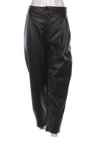 Pantaloni de femei Answear, Mărime L, Culoare Negru, Preț 134,08 Lei