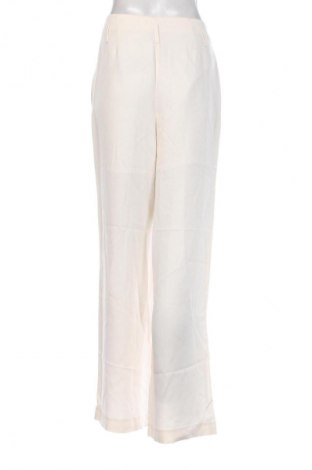 Női nadrág Armani Exchange, Méret M, Szín Ekrü
, Ár 54 869 Ft