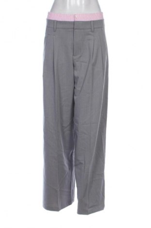 Dámske nohavice Bershka, Veľkosť M, Farba Sivá, Cena  16,95 €