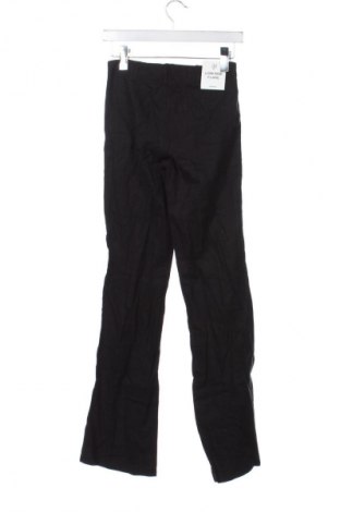 Pantaloni de femei Bershka, Mărime XXS, Culoare Negru, Preț 138,00 Lei