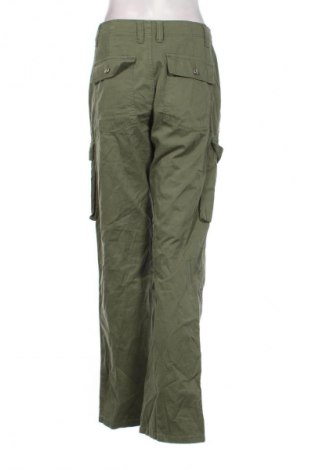 Damskie spodnie Bershka, Rozmiar S, Kolor Zielony, Cena 95,99 zł