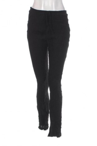 Damenhose Bershka, Größe L, Farbe Schwarz, Preis € 20,99