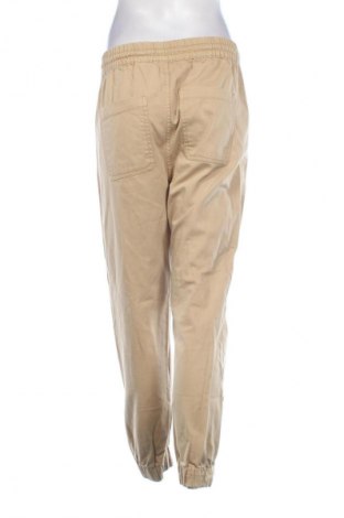 Damenhose Bershka, Größe M, Farbe Beige, Preis 11,16 €