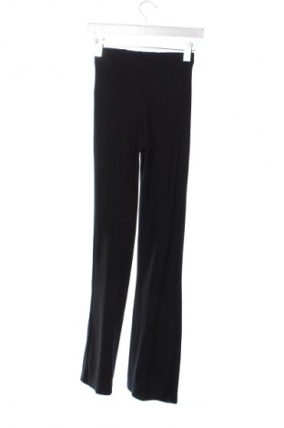 Damskie spodnie Bershka, Rozmiar XS, Kolor Czarny, Cena 68,33 zł