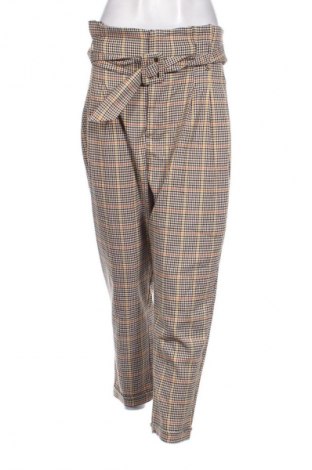 Damenhose Bershka, Größe L, Farbe Mehrfarbig, Preis € 14,83