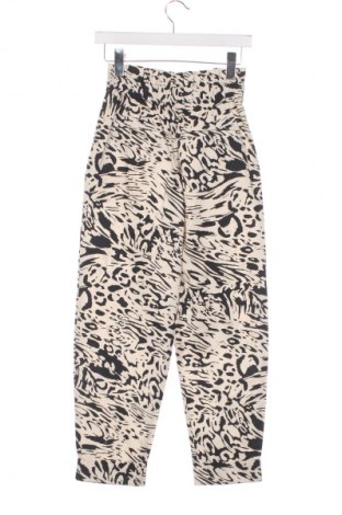 Damenhose Bershka, Größe XS, Farbe Mehrfarbig, Preis € 21,84