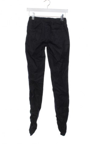 Pantaloni de femei Clockhouse, Mărime S, Culoare Gri, Preț 94,99 Lei