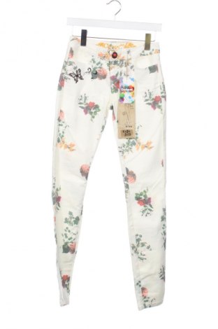 Női nadrág Desigual, Méret S, Szín Sokszínű, Ár 29 619 Ft