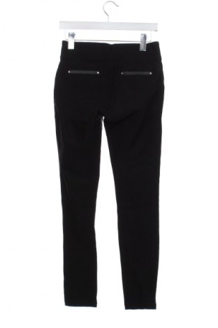 Damenhose Elisabetta Franchi, Größe M, Farbe Schwarz, Preis 86,74 €