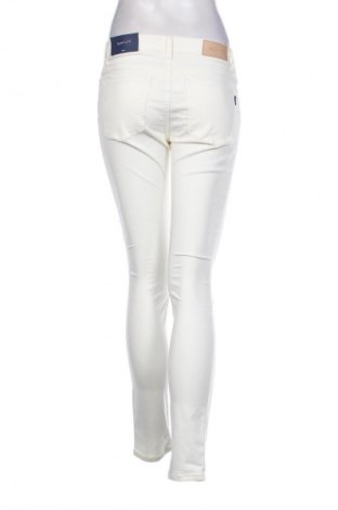 Pantaloni de femei Gant, Mărime M, Culoare Ecru, Preț 516,07 Lei