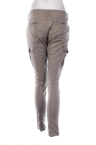 Damenhose Guess, Größe L, Farbe Beige, Preis € 23,99