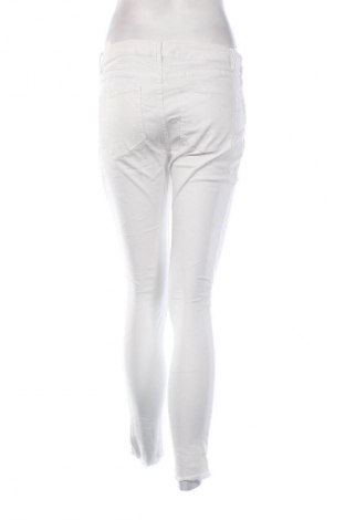 Pantaloni de femei KappAhl, Mărime M, Culoare Alb, Preț 110,99 Lei