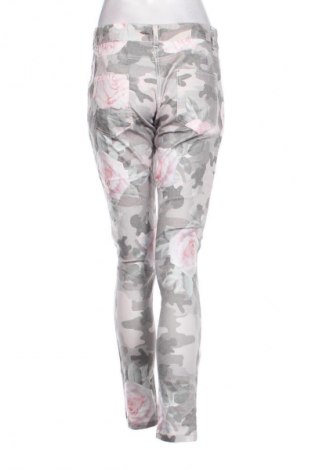 Damenhose Made In Italy, Größe M, Farbe Mehrfarbig, Preis 20,99 €