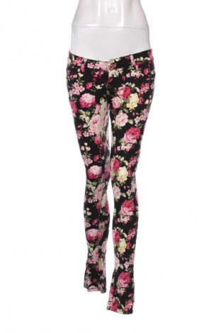 Pantaloni de femei Newplay, Mărime S, Culoare Multicolor, Preț 80,34 Lei