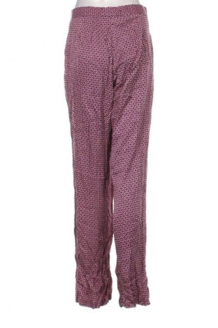 Damenhose Pull&Bear, Größe M, Farbe Mehrfarbig, Preis 20,99 €