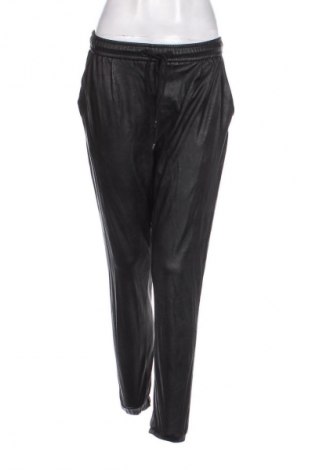 Pantaloni de femei Pull&Bear, Mărime M, Culoare Negru, Preț 73,36 Lei