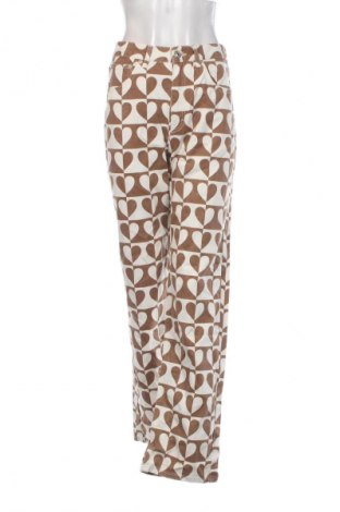 Damskie spodnie Pull&Bear, Rozmiar S, Kolor Kolorowy, Cena 95,99 zł