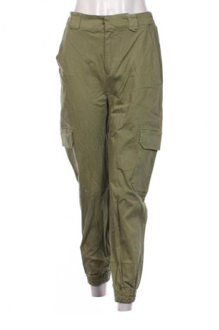 Női nadrág Pull&Bear, Méret M, Szín Zöld, Ár 7 879 Ft