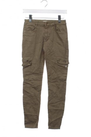 Pantaloni de femei Pull&Bear, Mărime XS, Culoare Verde, Preț 94,99 Lei
