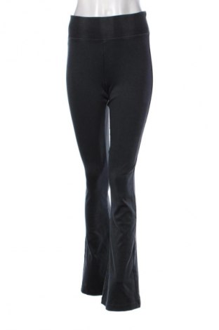 Pantaloni de femei Pull&Bear, Mărime S, Culoare Gri, Preț 91,22 Lei