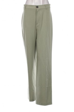 Damenhose Pull&Bear, Größe M, Farbe Grün, Preis 15,80 €