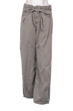 Damenhose Pull&Bear, Größe M, Farbe Grau, Preis 15,00 €