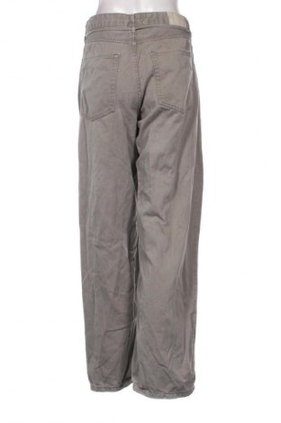 Damenhose Pull&Bear, Größe M, Farbe Grau, Preis 15,00 €