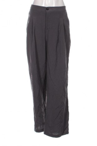 Damskie spodnie SHEIN, Rozmiar XL, Kolor Szary, Cena 95,99 zł
