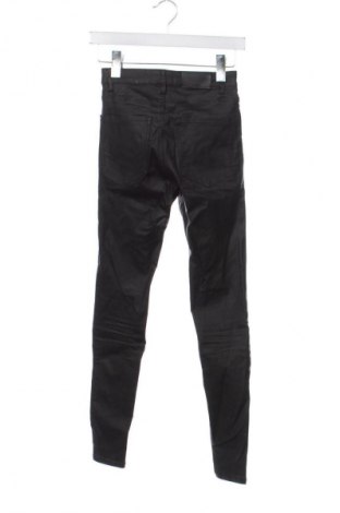 Damskie spodnie Stradivarius, Rozmiar XS, Kolor Czarny, Cena 68,00 zł