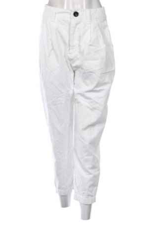 Pantaloni de femei Stradivarius, Mărime M, Culoare Ecru, Preț 73,36 Lei