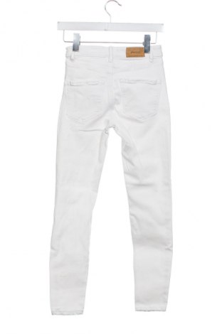 Damenhose Stradivarius, Größe XS, Farbe Weiß, Preis € 14,83