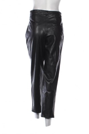 Pantaloni de femei Zara, Mărime M, Culoare Negru, Preț 136,35 Lei