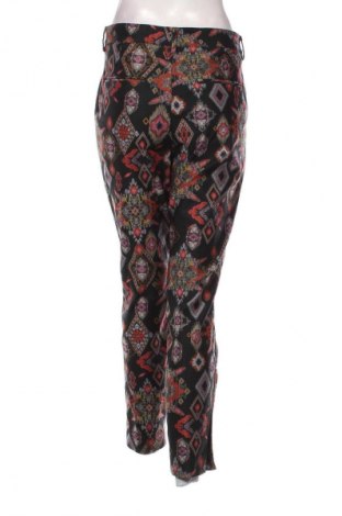 Damenhose Zara, Größe XL, Farbe Mehrfarbig, Preis 13,70 €