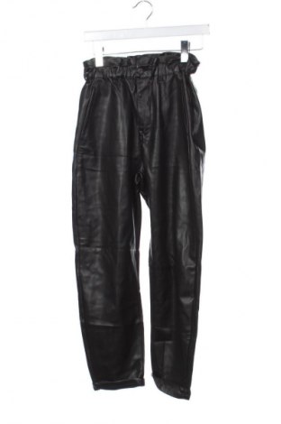 Pantaloni de femei Zara, Mărime XS, Culoare Negru, Preț 166,04 Lei