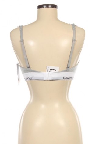 Lenjerie de corp de damă Calvin Klein, Mărime M, Culoare Gri, Preț 251,99 Lei
