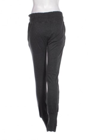 Pantaloni trening de femei Adidas, Mărime S, Culoare Gri, Preț 103,72 Lei