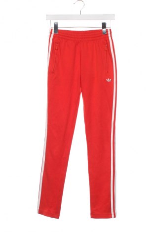 Дамско спортно долнище Adidas Originals, Размер XXS, Цвят Червен, Цена 41,17 лв.