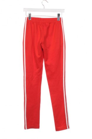 Дамско спортно долнище Adidas Originals, Размер XXS, Цвят Червен, Цена 41,17 лв.