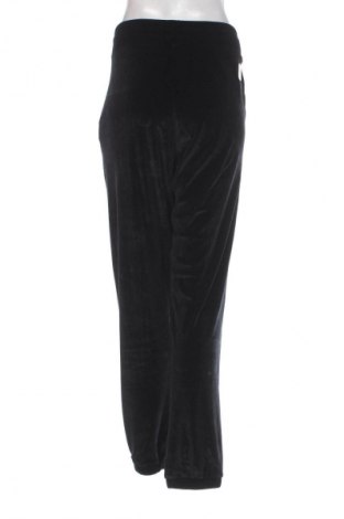 Női sport nadrág Emporio Armani, Méret XL, Szín Fekete, Ár 37 949 Ft