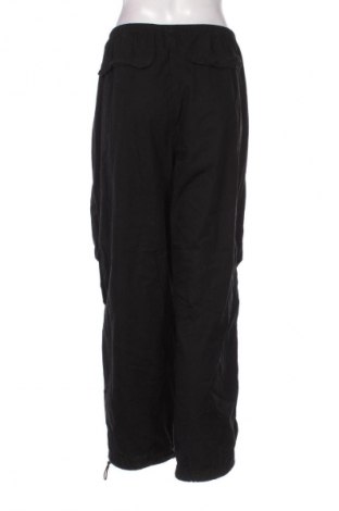 Damen Sporthose H&M Divided, Größe L, Farbe Schwarz, Preis 15,00 €